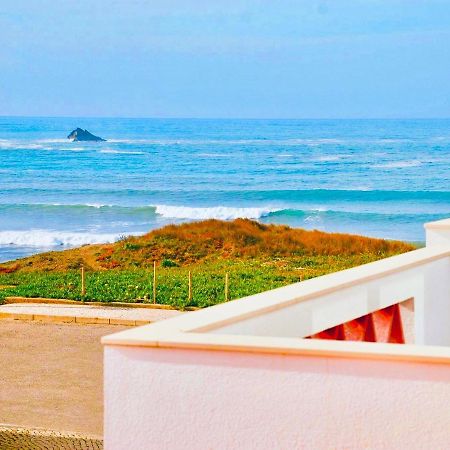 Surfness Lodge บาเลียล ภายนอก รูปภาพ